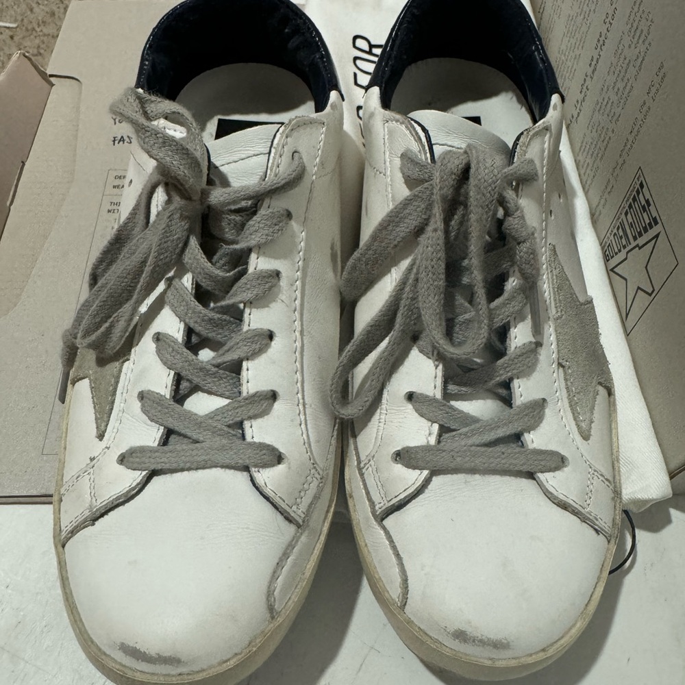 Golden Goose size 5 only used 2 or 3 times